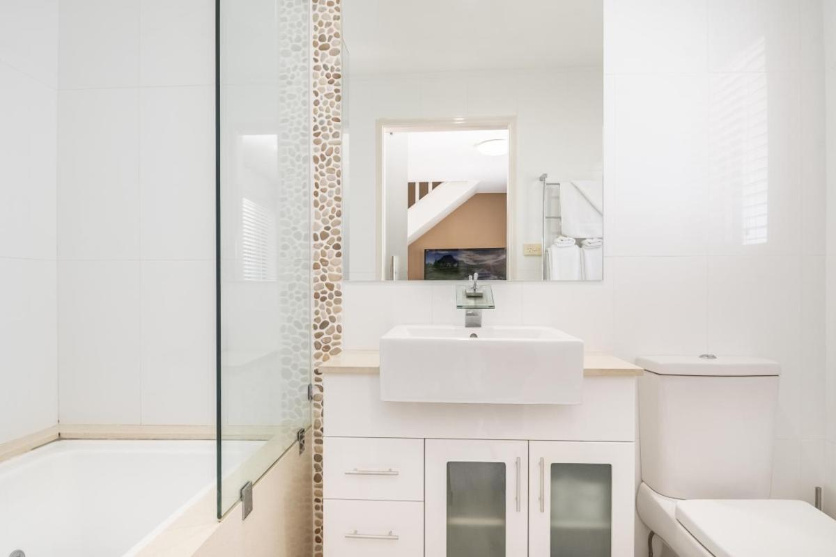 Byron Central Apartments Byron Bay Extérieur photo
