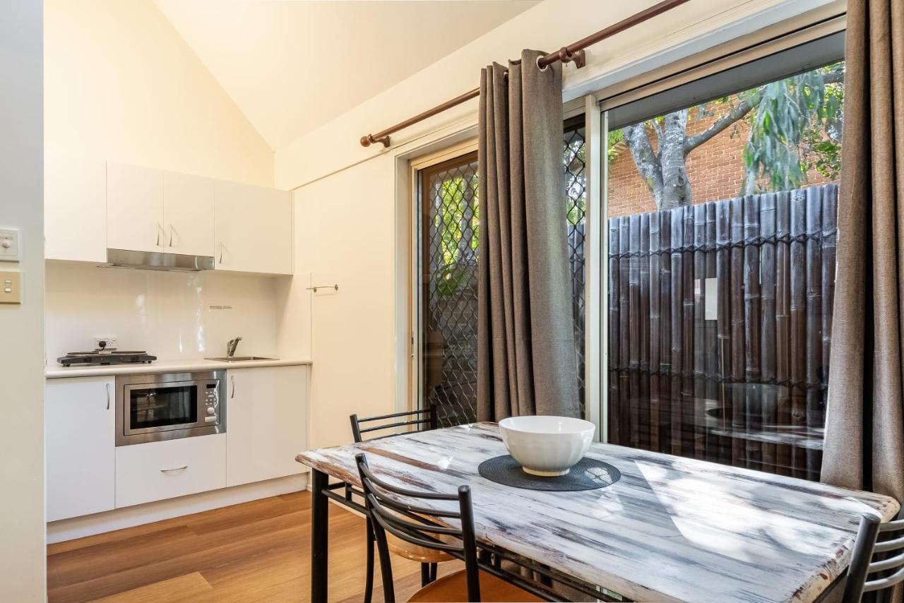Byron Central Apartments Byron Bay Extérieur photo
