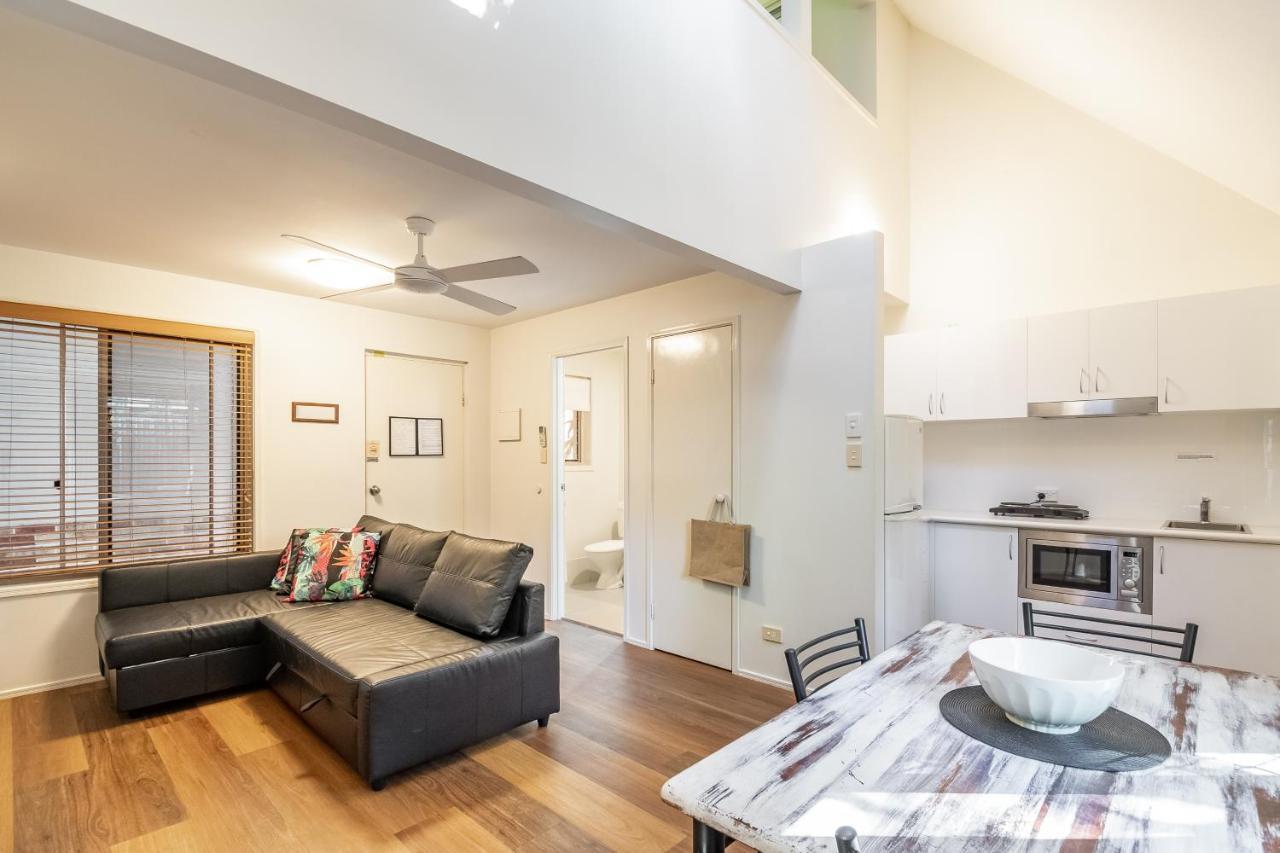 Byron Central Apartments Byron Bay Extérieur photo